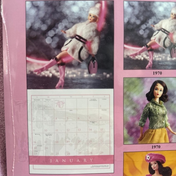 BARBIE 1999 40th Edition Calender - Picture 3 of 5